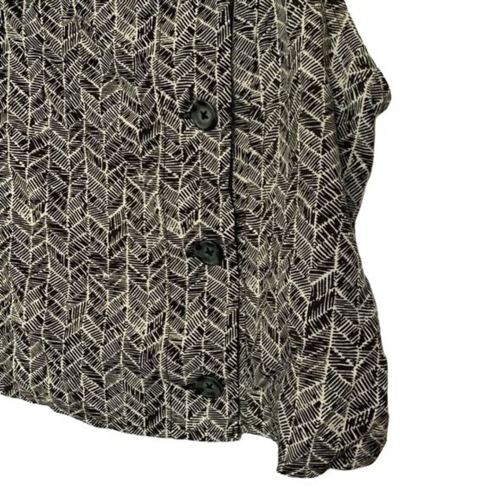 BP. Side Button Tank Size XXS Geometric Print Sleeveless Black White New - Picture 3 of 7
